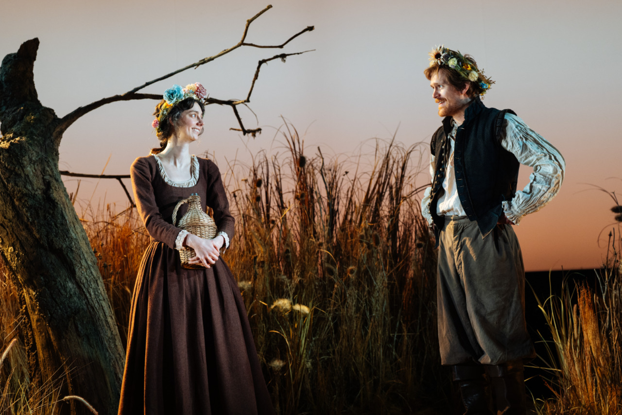 1536 at Ambassadors Theatre