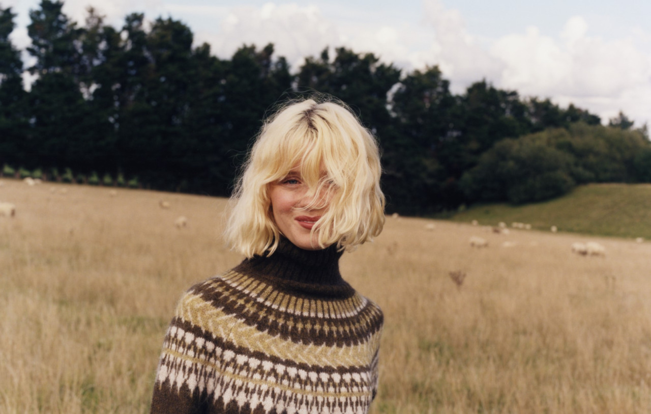 Maisie Peters – Florescence