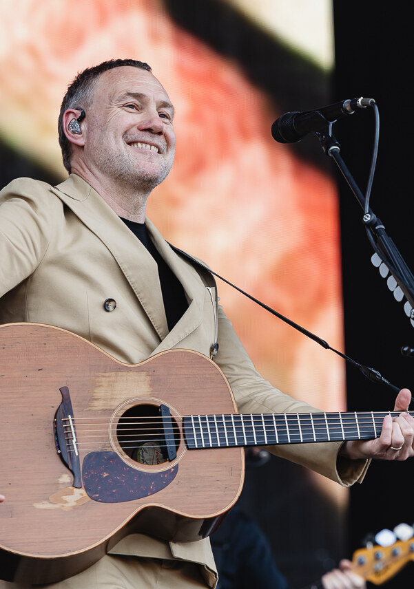 “Music for me is about being big-hearted and real, and being in the moment”: David Gray at Isle of Wight Festival 2026