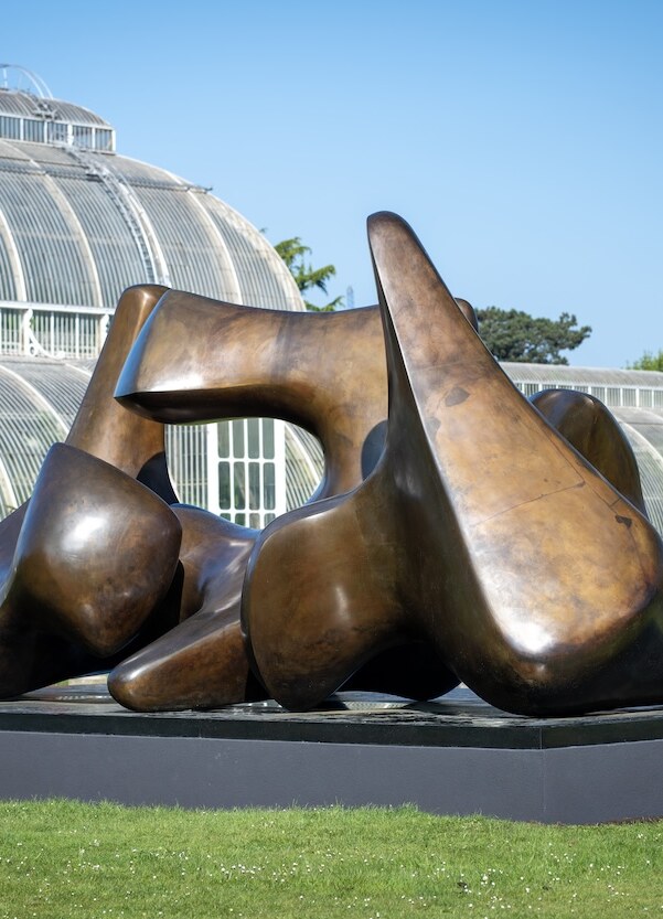Henry Moore: Monumental Nature at Kew Gardens