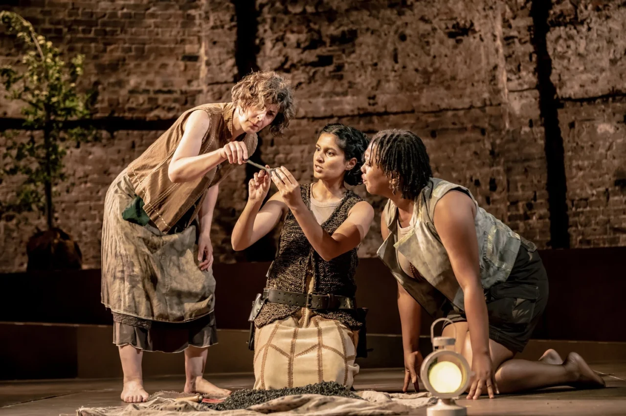 1000 (Millenia) at Almeida Theatre