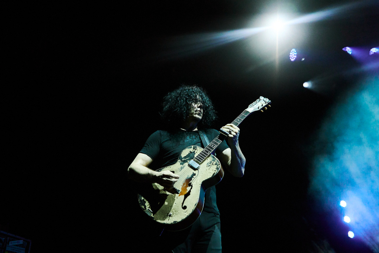 Jack White at Hammersmith Apollo performing live