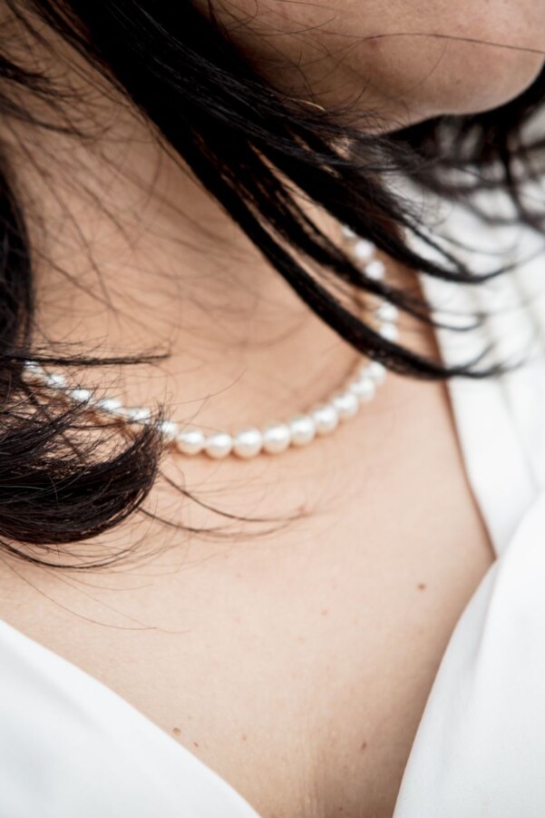 Five ways to make pearl jewellery the focus of an outfit
