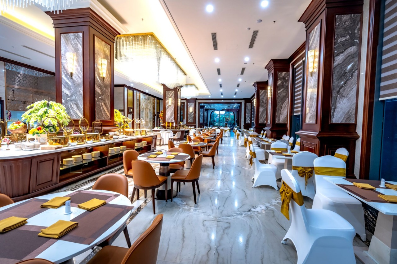 How restaurants use music to shape the dining experience