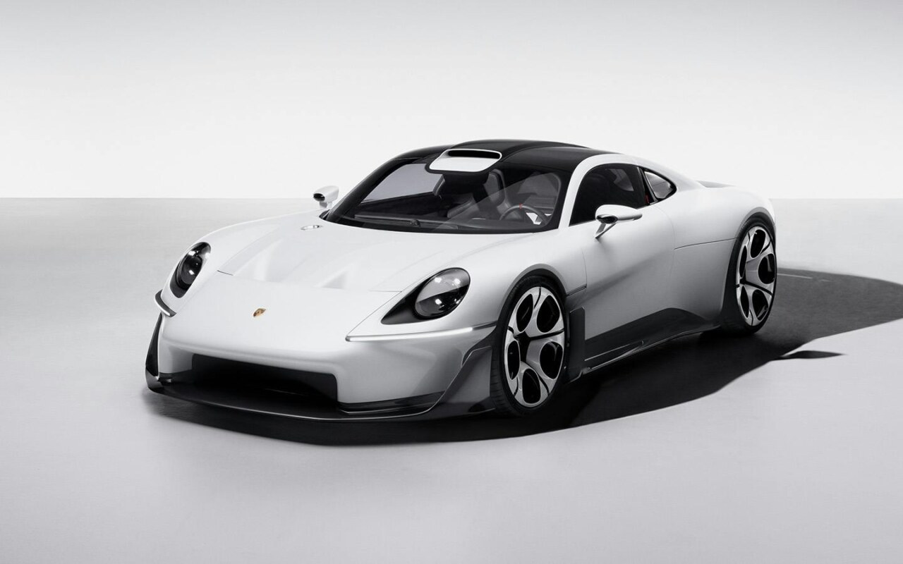 Front three-quarter view of Porsche Mission S vision model