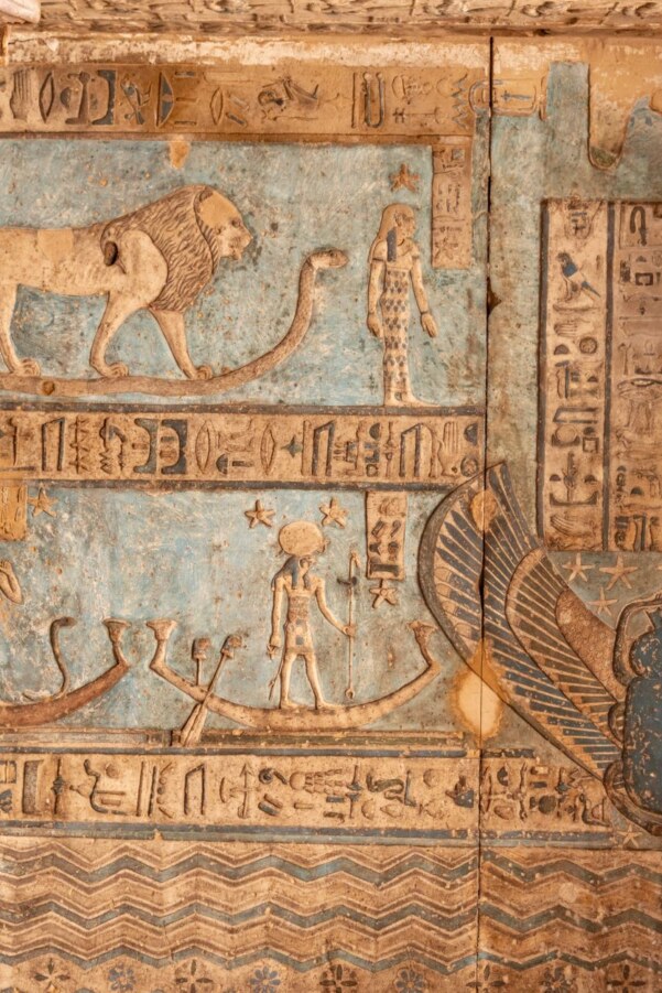 Scientists uncover why ancient artwork retains such vibrant colours