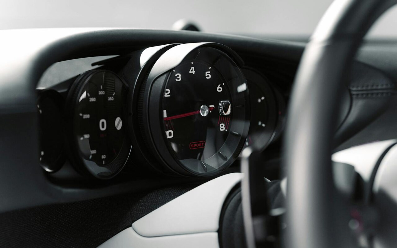 Interior of Porsche Mission S vision model showing five, round display cluster